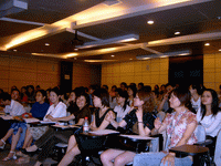 华东师范心理咨询中心演讲